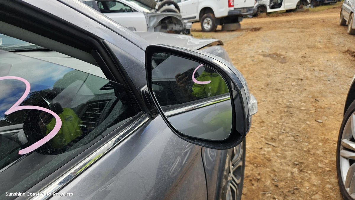 2013-2024 Mitsubishi Asx Right Door Mirror