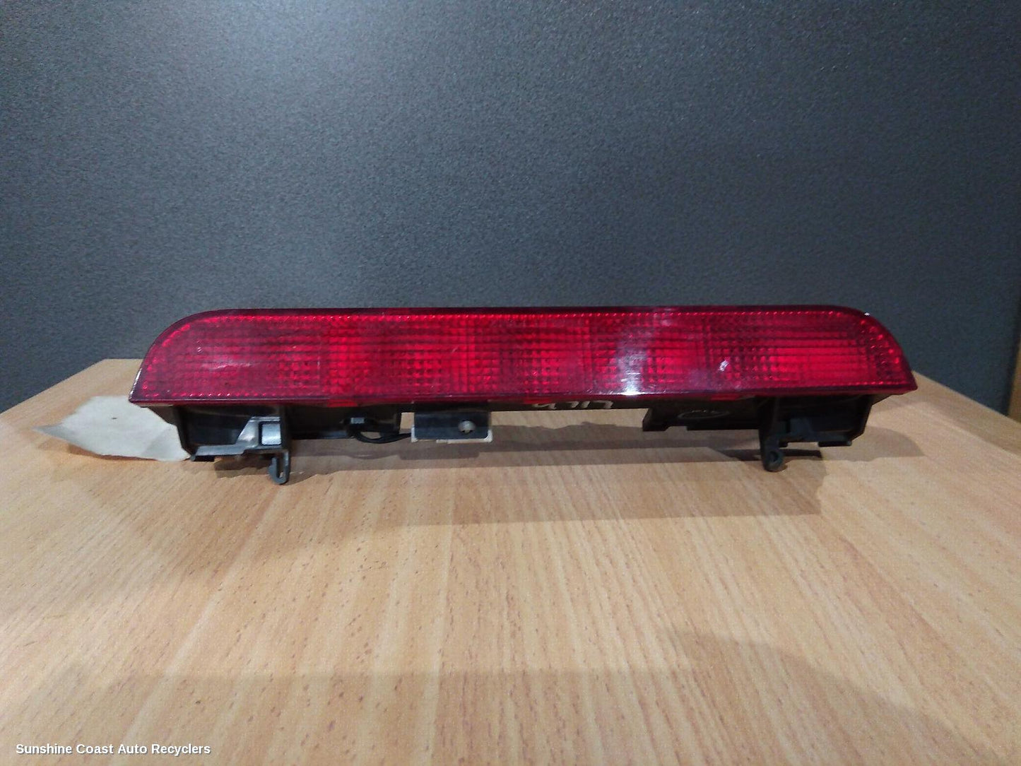 2001-2007 Nissan Xtrail High Level Stoplight