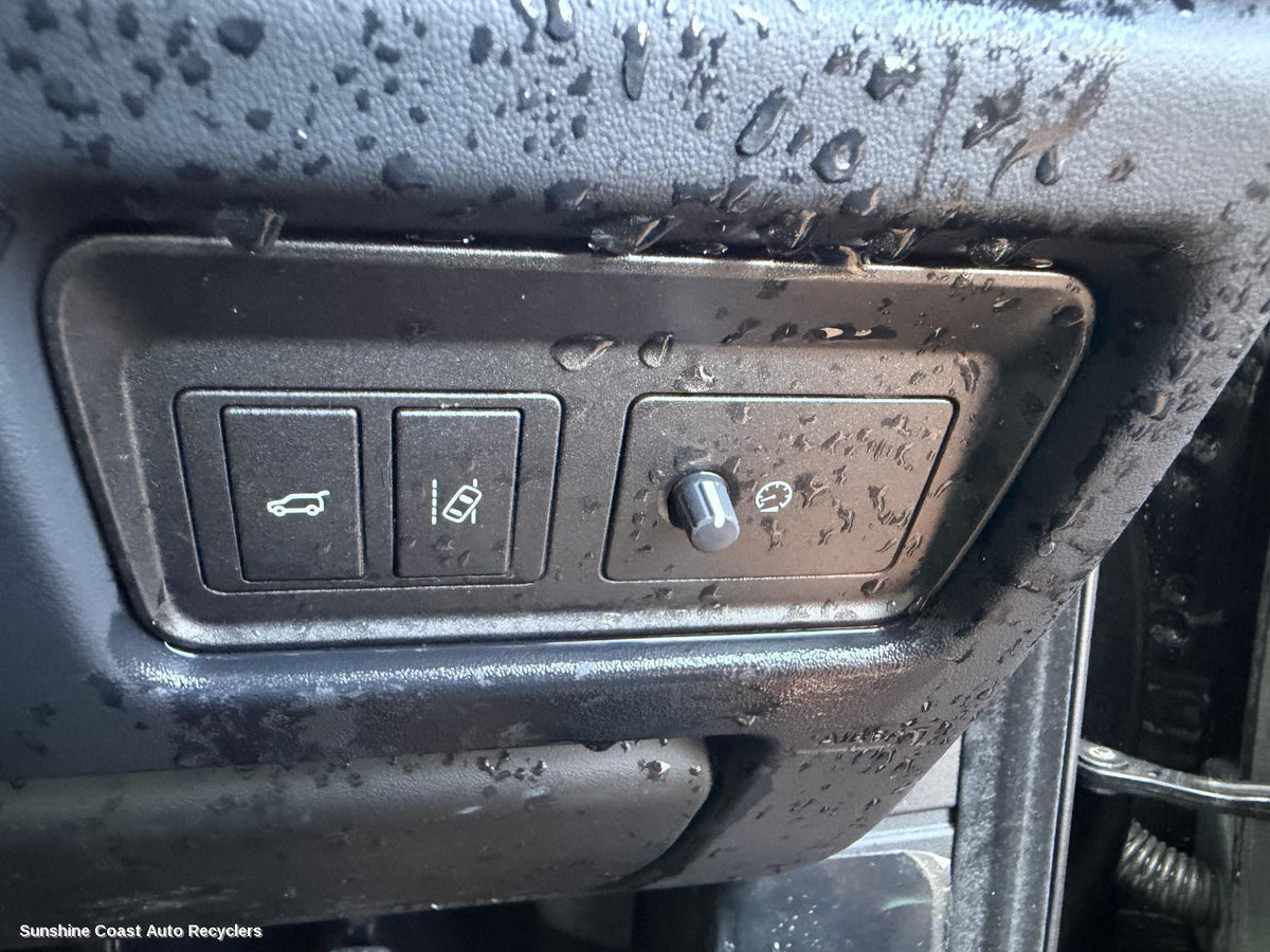 2011-2019 Land Rover Rangerover Evoque Misc Switch Relay