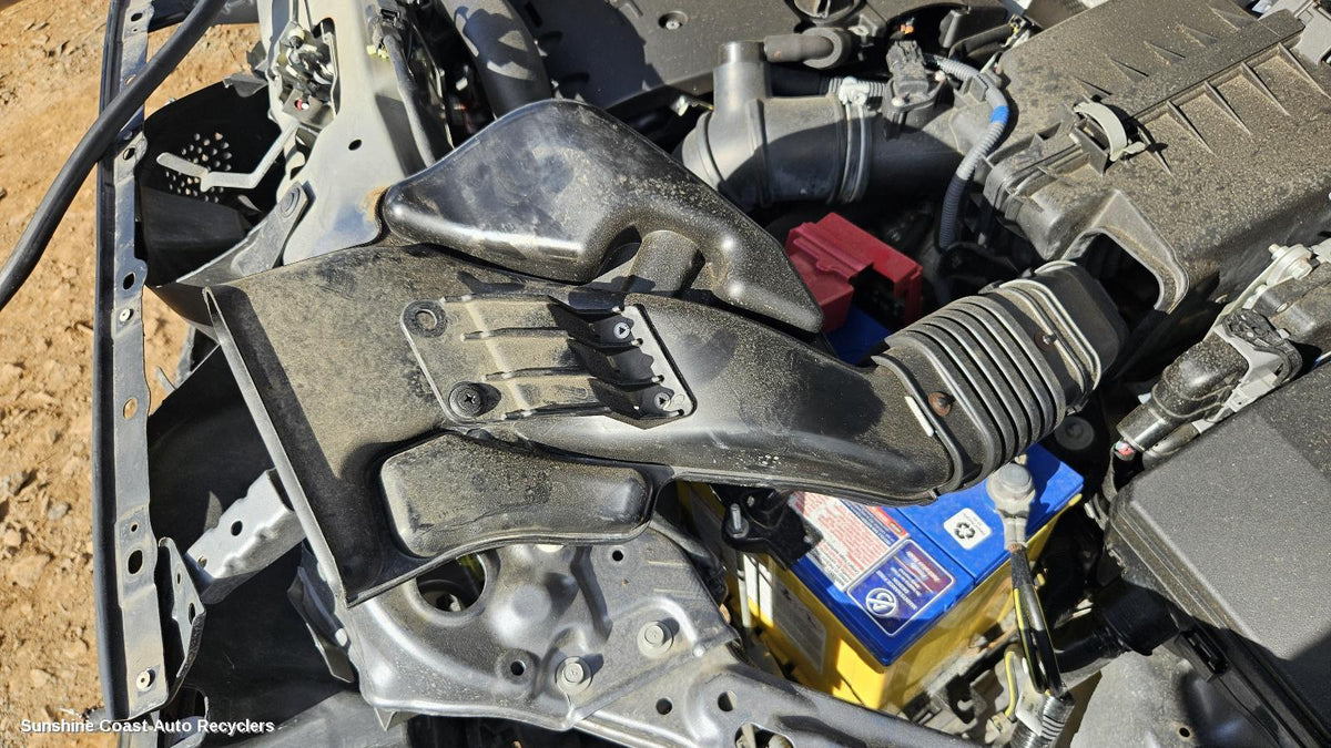 2015-2024 Mitsubishi Asx Air Cleaner Duct Hos