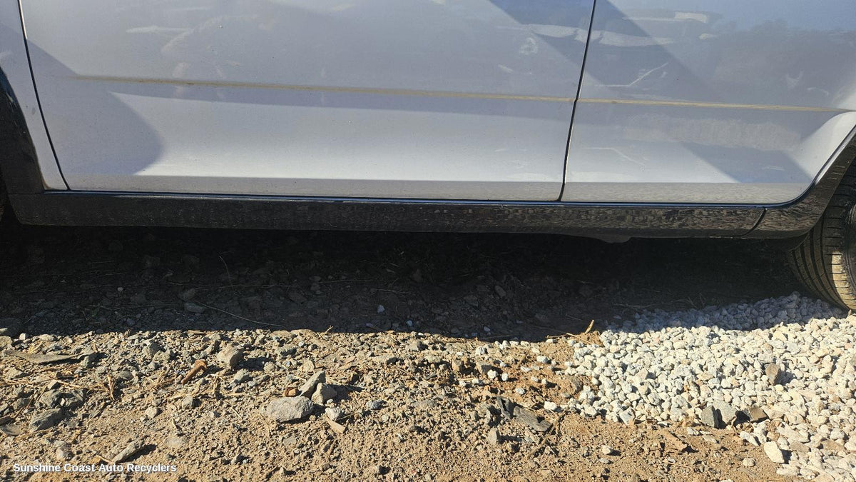 2010-2015 Skoda Fabia Side Step Skirt