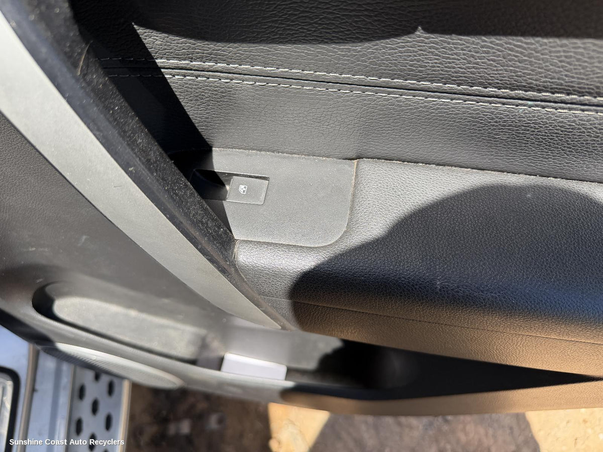 2006-2018 Holden Captiva Pwr Dr Wind Switch