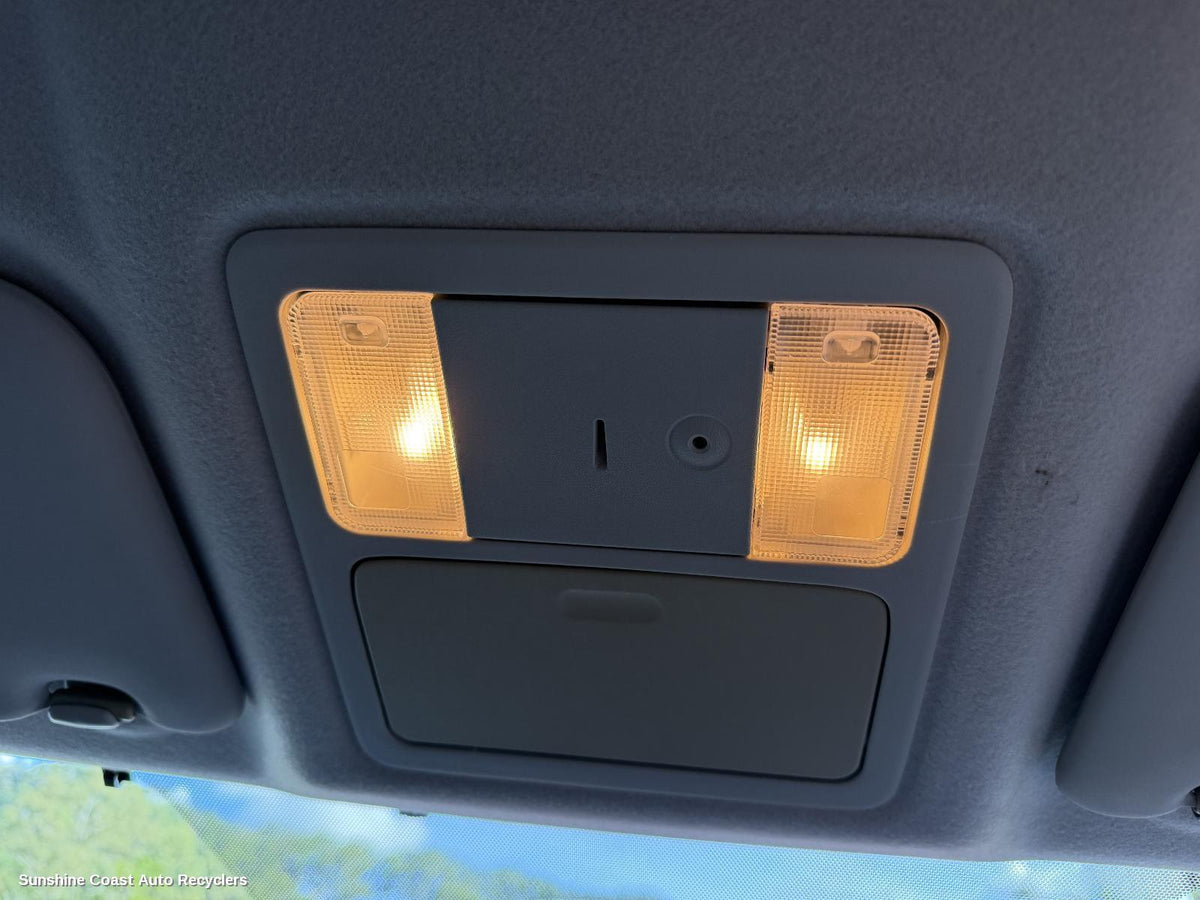 2013-2016 Nissan Pulsar Courtesy Light