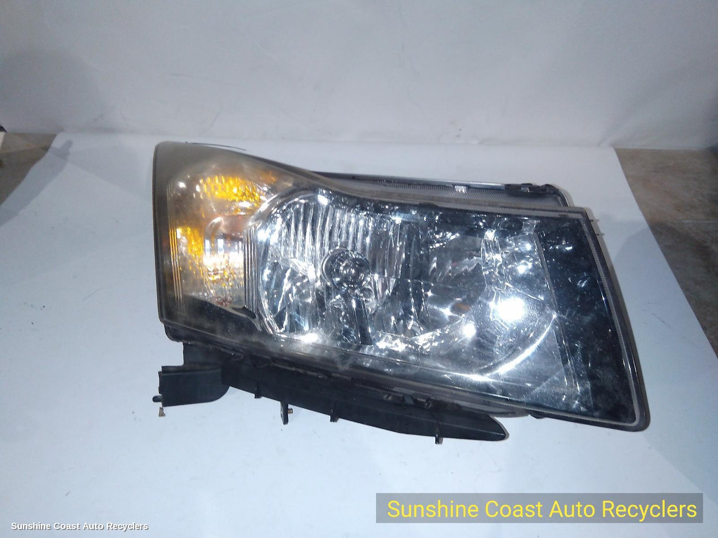 2010 Holden Cruze Right Headlamp