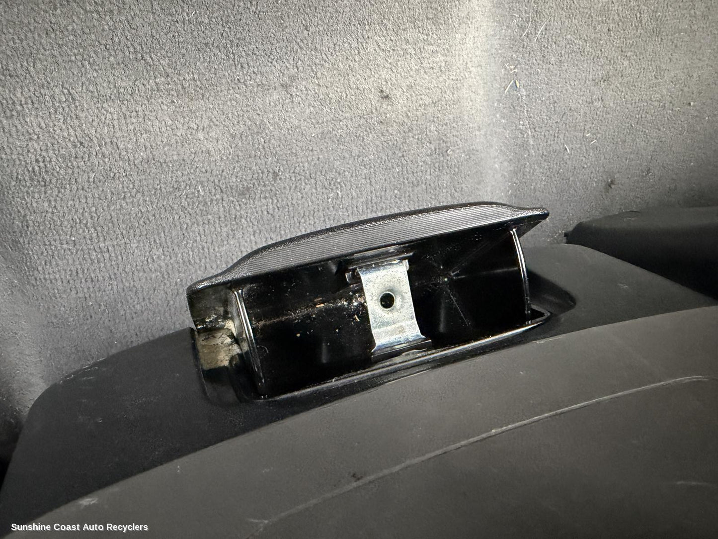 2002-2006 Mitsubishi Pajero Ashtray