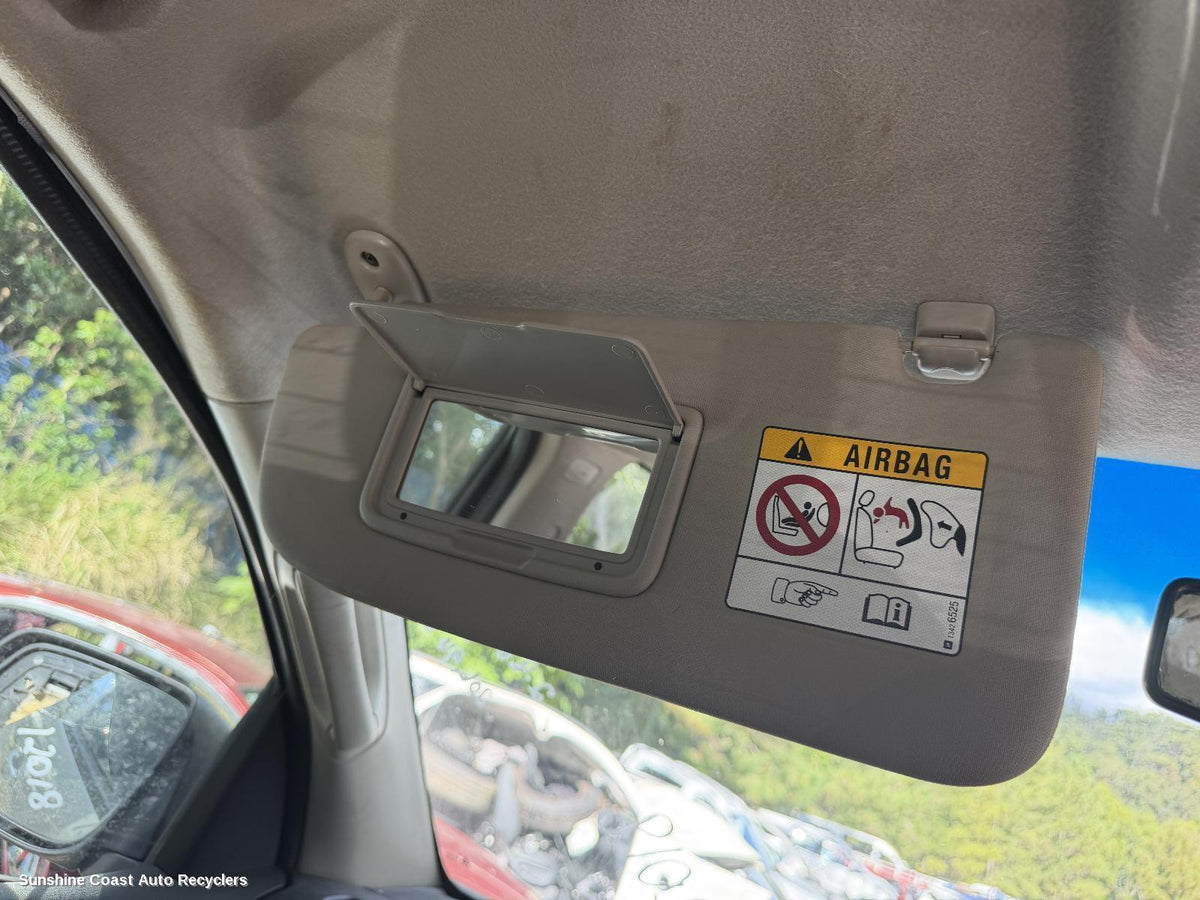 2012-2020 Holden Colorado Sunvisor