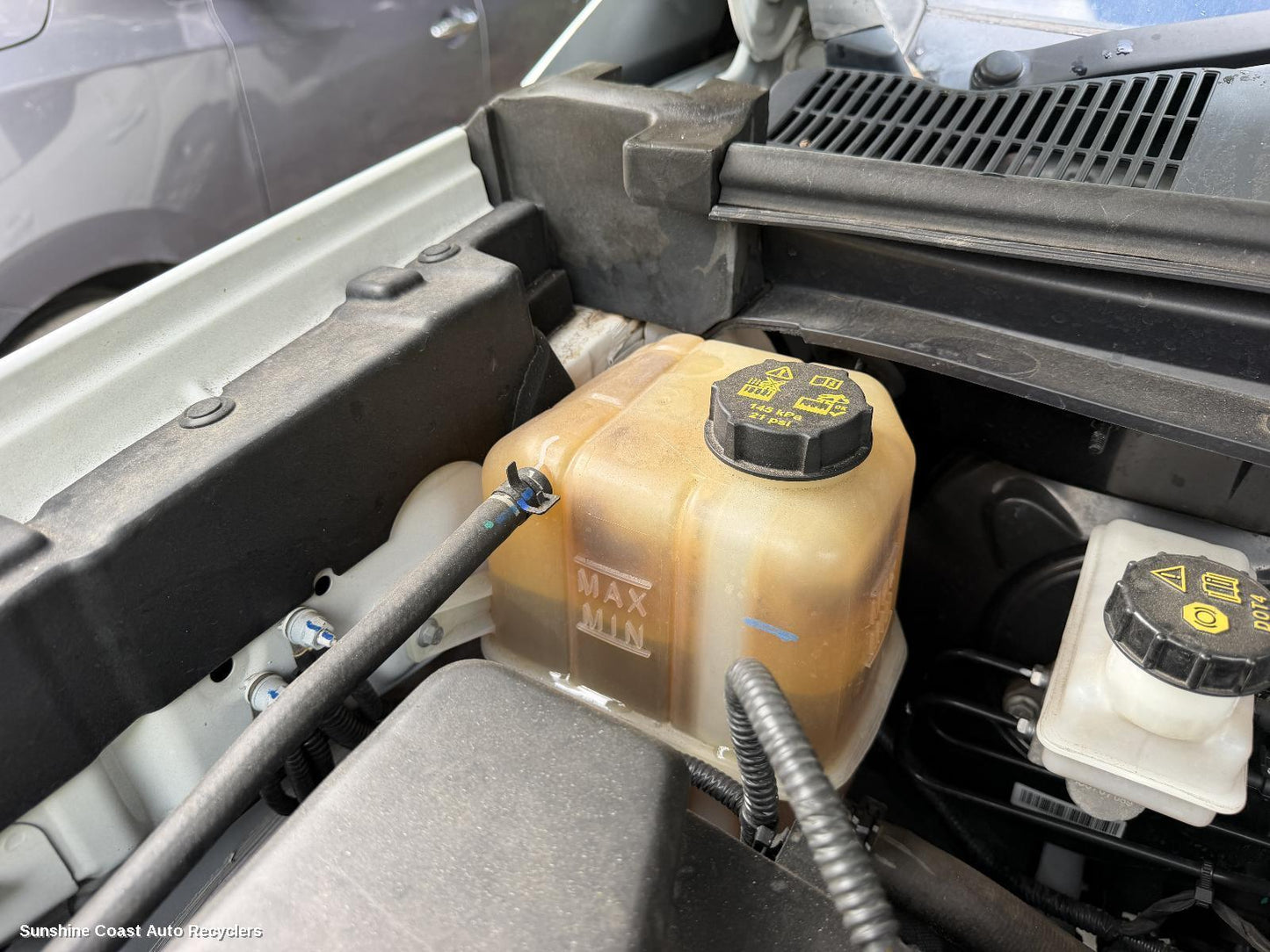 2017-2021 Ldv T60 Overflow Bottle