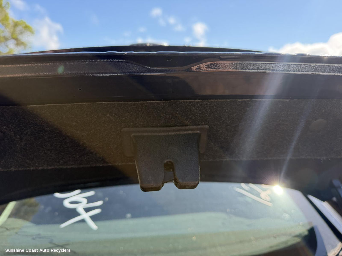 2017-2020 Holden Astra Door Boot Gate Lock