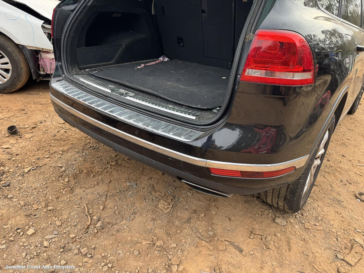 2010-2018 Volkswagen Touareg Rear Bumper