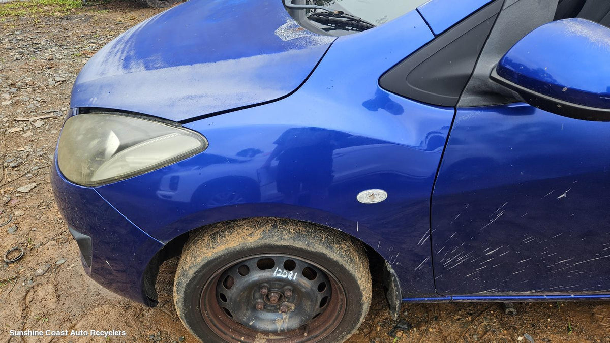 2007-2014 Mazda 2 Left Headlamp