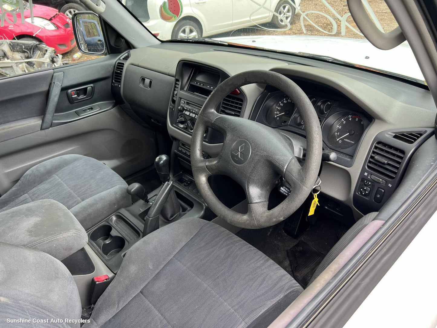 2003 Mitsubishi Pajero Door Handle