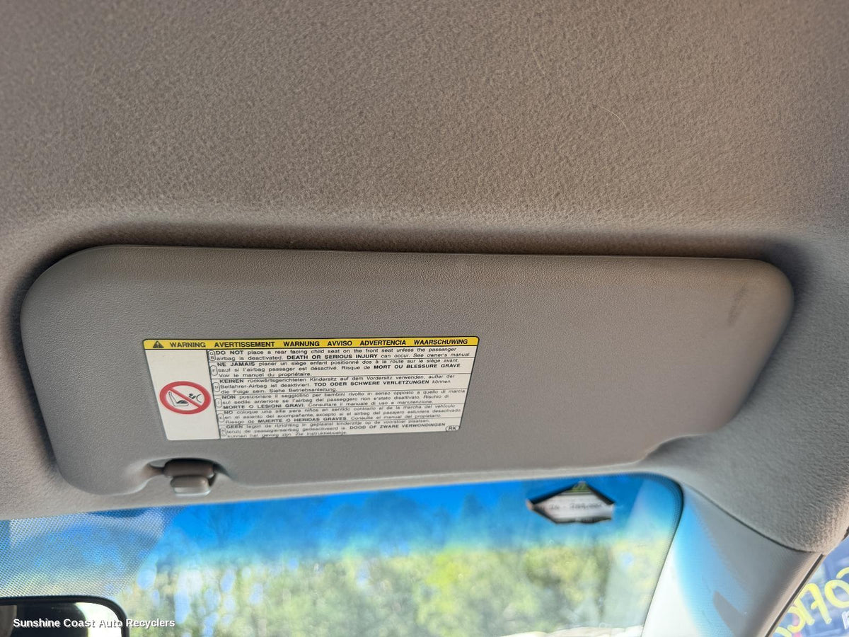 2005-2016 Toyota Yaris Sunvisor