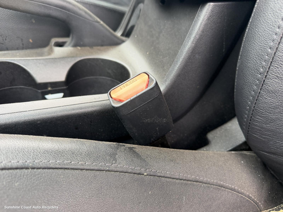 2009-2016 Hyundai Ix35 Seatbelt Stalk