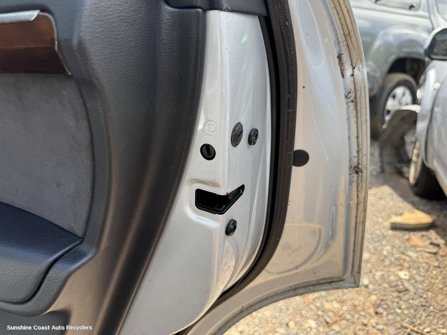 2010 Audi Q7 Door Boot Gate Lock