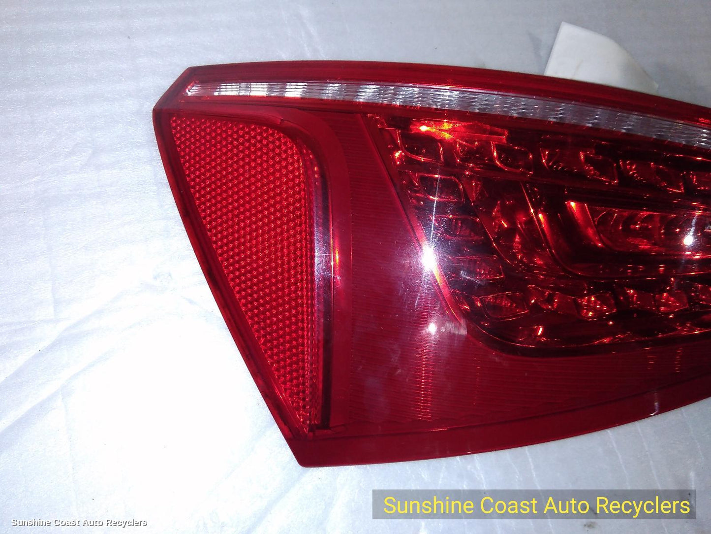 2011 Audi Q5 Left Taillight