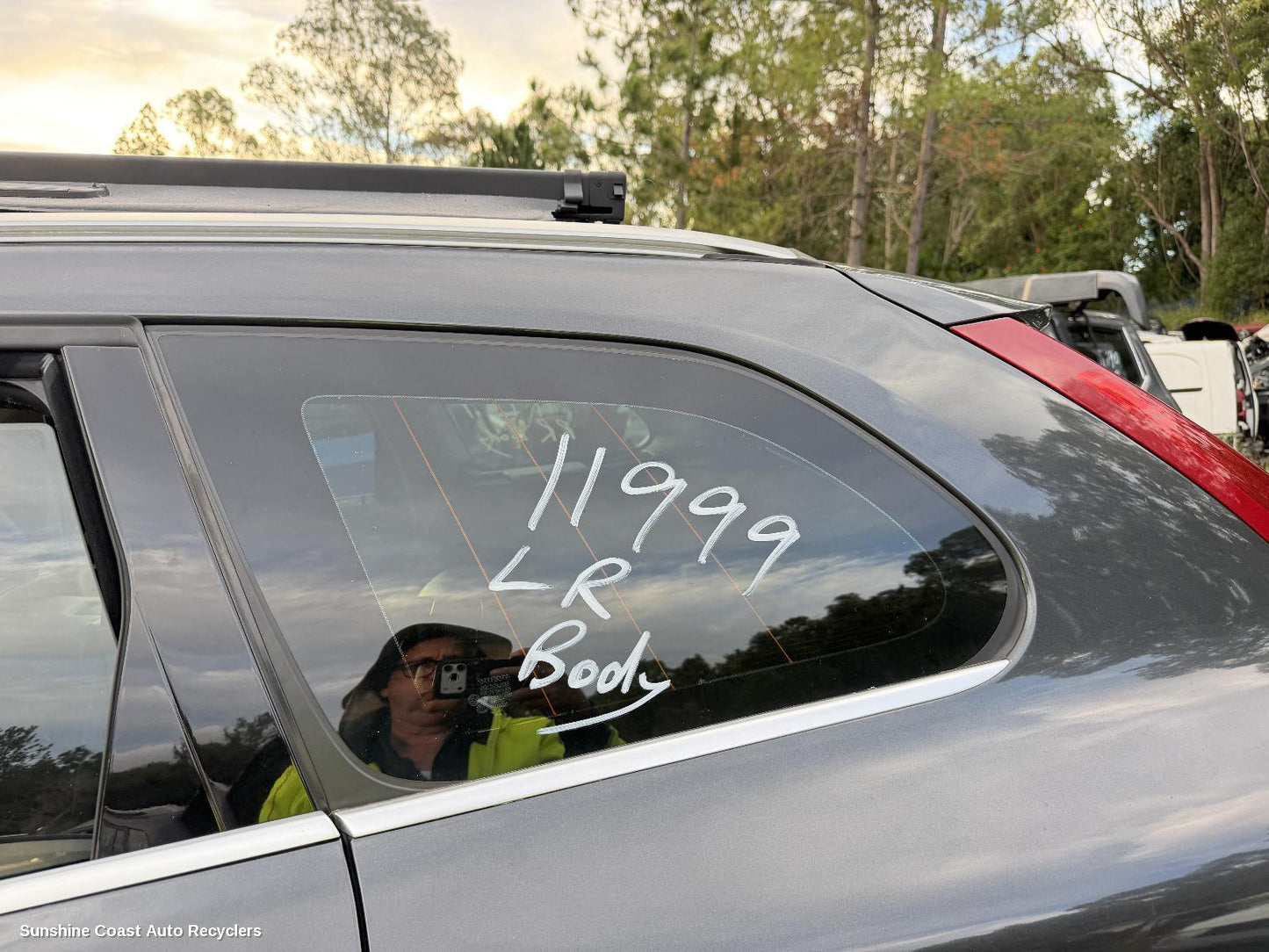 2009-2017 Volvo Xc60 Left Rear Side Glass