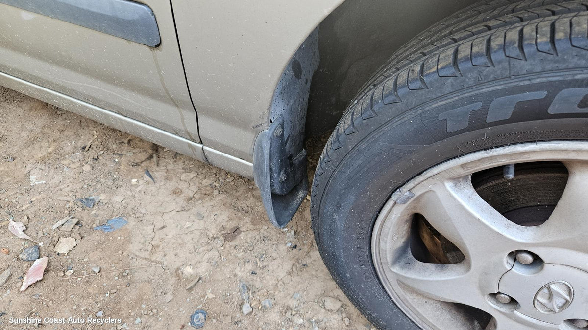 2000-2003 Hyundai Elantra Mud Flaps