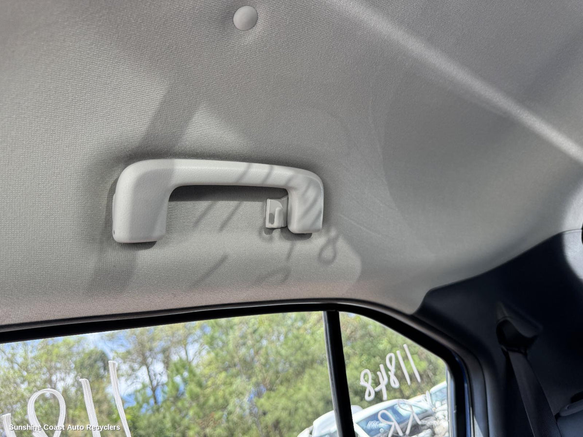 2017-2026 Mitsubishi Eclipse Cross Grab Handle