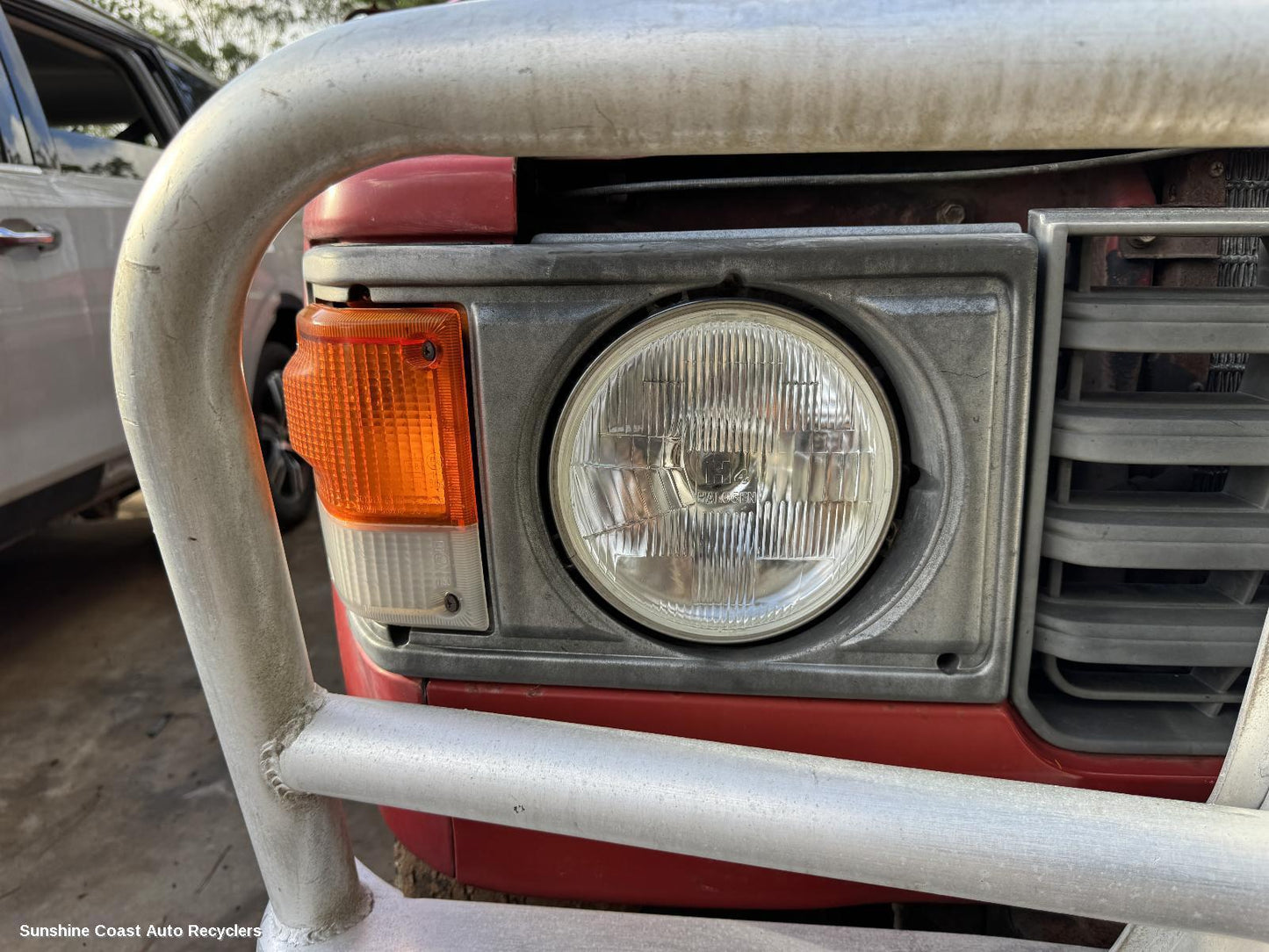 1980-1987 Toyota Landcruiser Right Headlamp