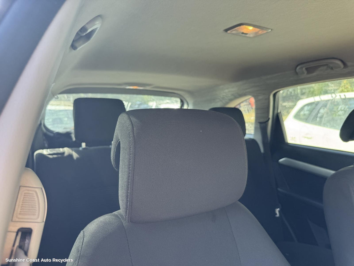 2011-2018 Holden Captiva Headrest