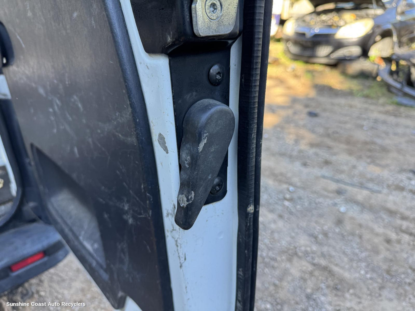 2015-2026 Renault Trafic Tailgate Handle