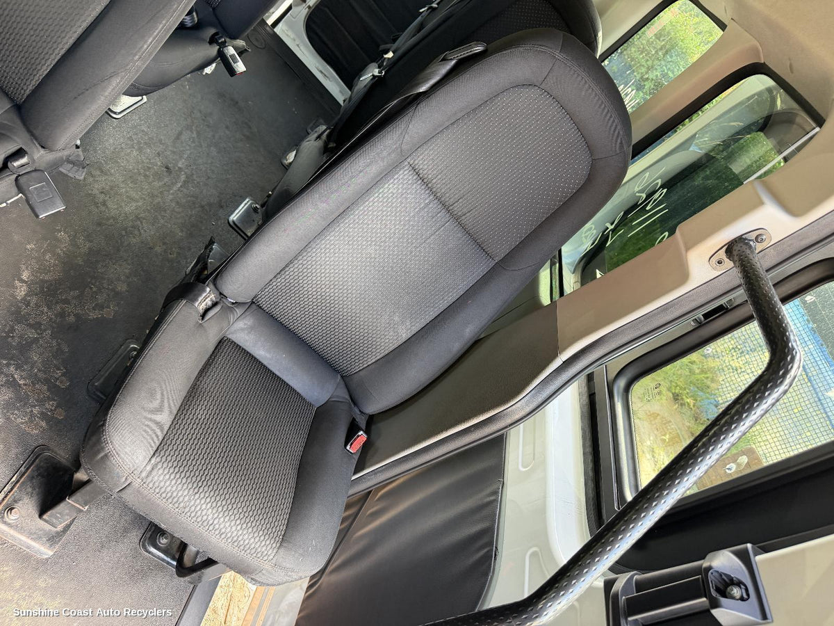 2020-2026 Ldv Deliver 9 3rd Seat