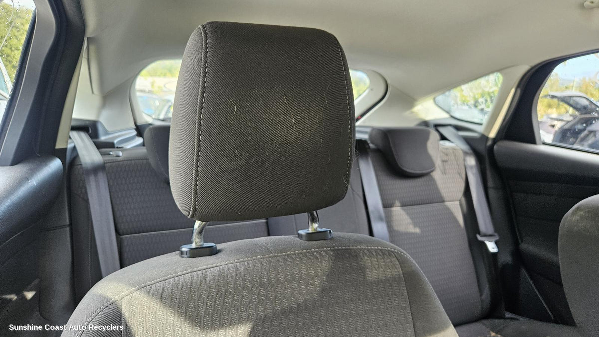2011-2015 Ford Focus Headrest