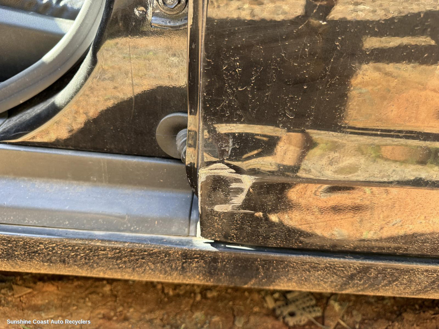 2011 Holden Commodore Left Rear Door Sliding