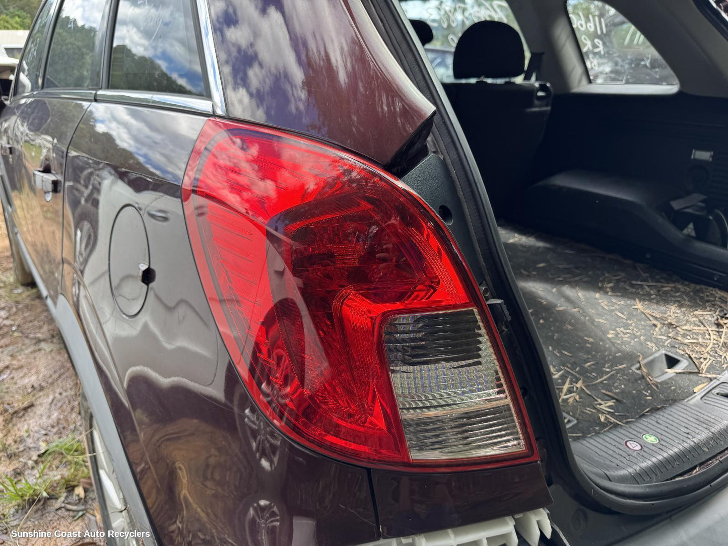 2014 Holden Captiva Left Taillight