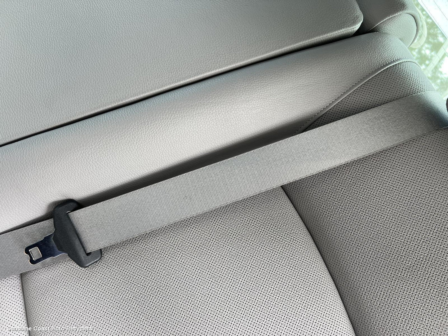 2011 Bmw 7 Series Seatbelt Stalk