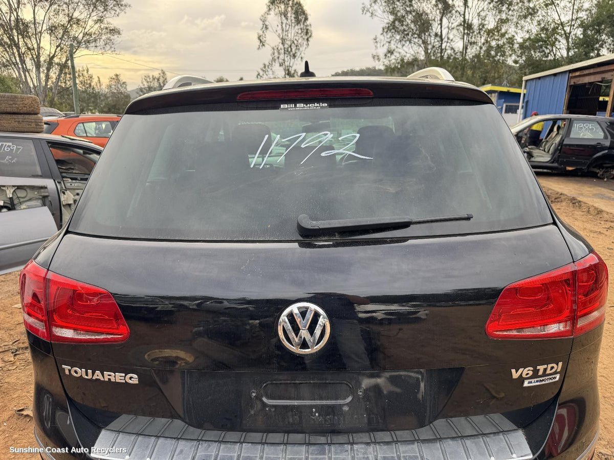 2010-2018 Volkswagen Touareg High Level Stoplight