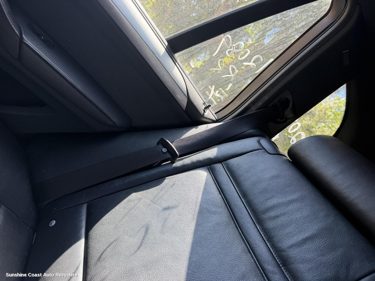 2006-2013 Bmw X5 Seatbelt Stalk