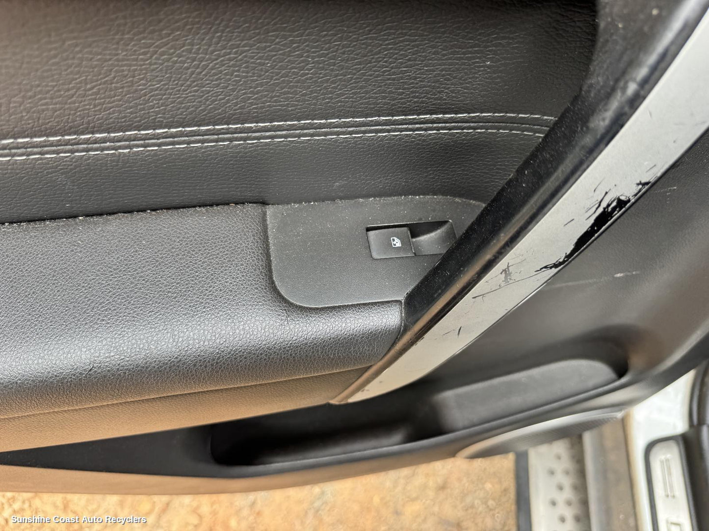 2006-2018 Holden Captiva Pwr Dr Wind Switch