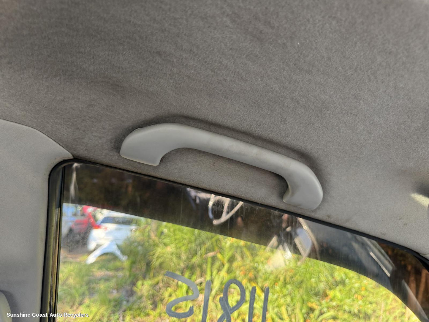 2000-2006 Mitsubishi Pajero Grab Handle