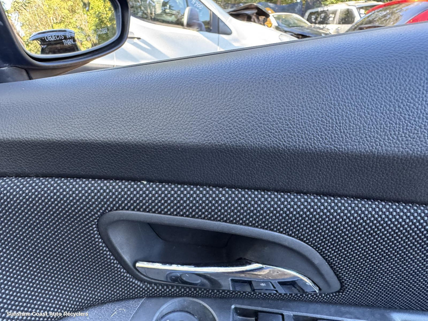 2011 Holden Cruze Door Handle