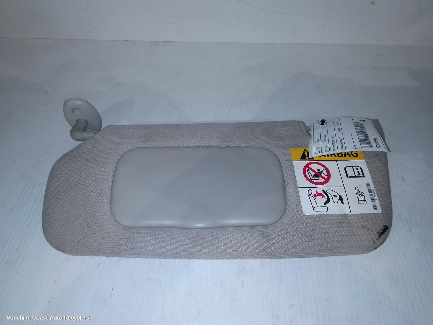 2013 Jeep Patriot Sunvisor