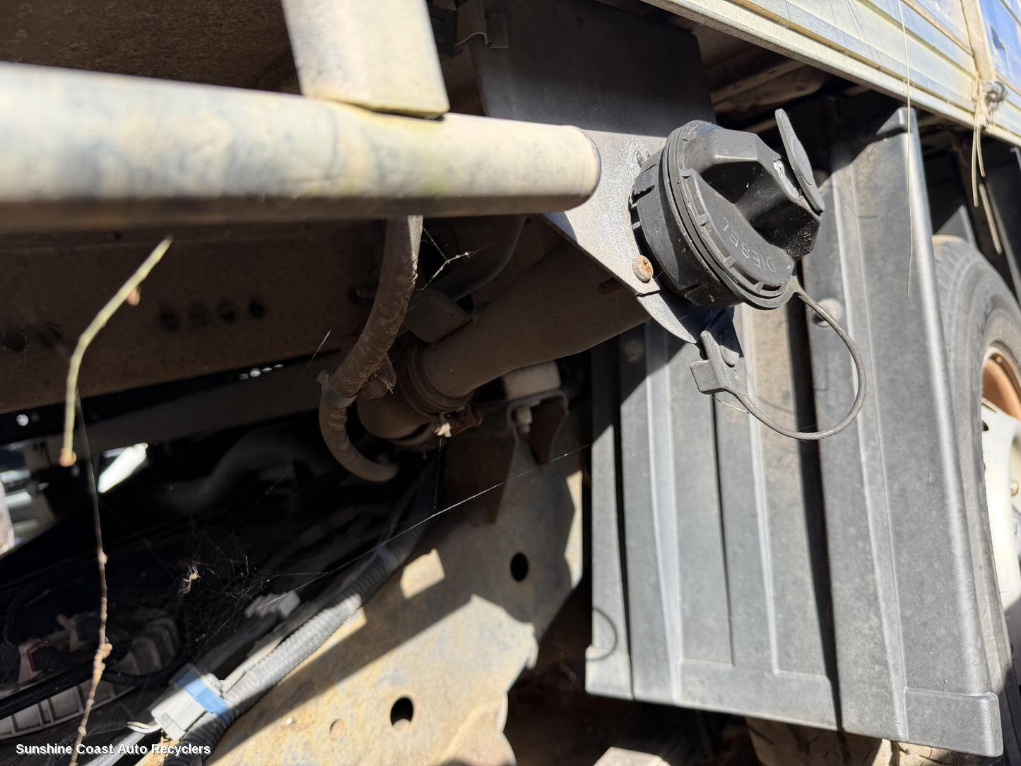 2011-2020 Mazda Bt50 Fuel Door   Filler