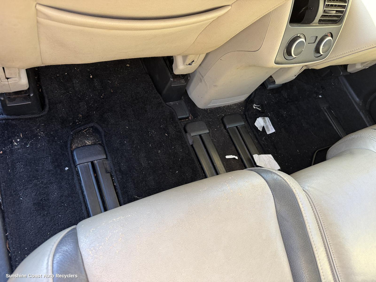 2007-2015 Mazda Cx9 2nd Seat  Rear Seat