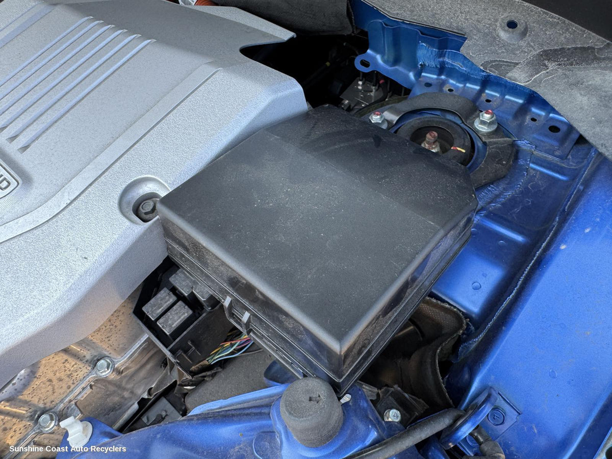2017-2026 Mitsubishi Eclipse Cross Fuse Box