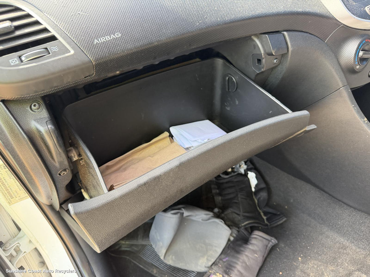 2011-2019 Hyundai Accent Glove Box