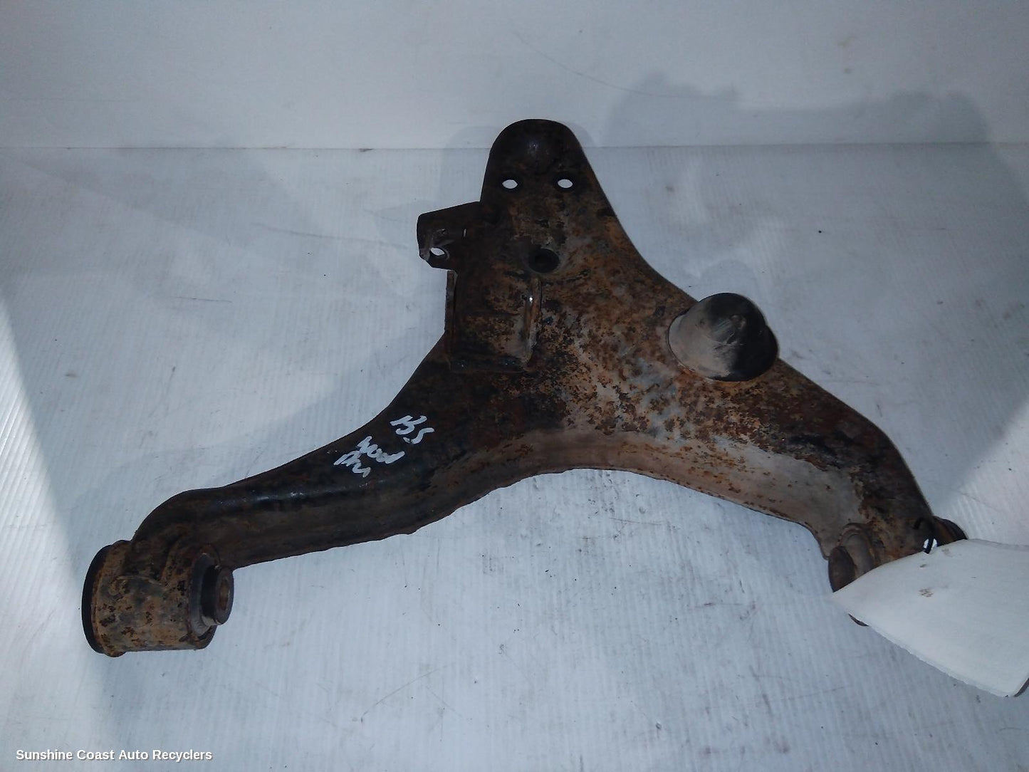2007 Mitsubishi Triton Right Front Lower Control Arm