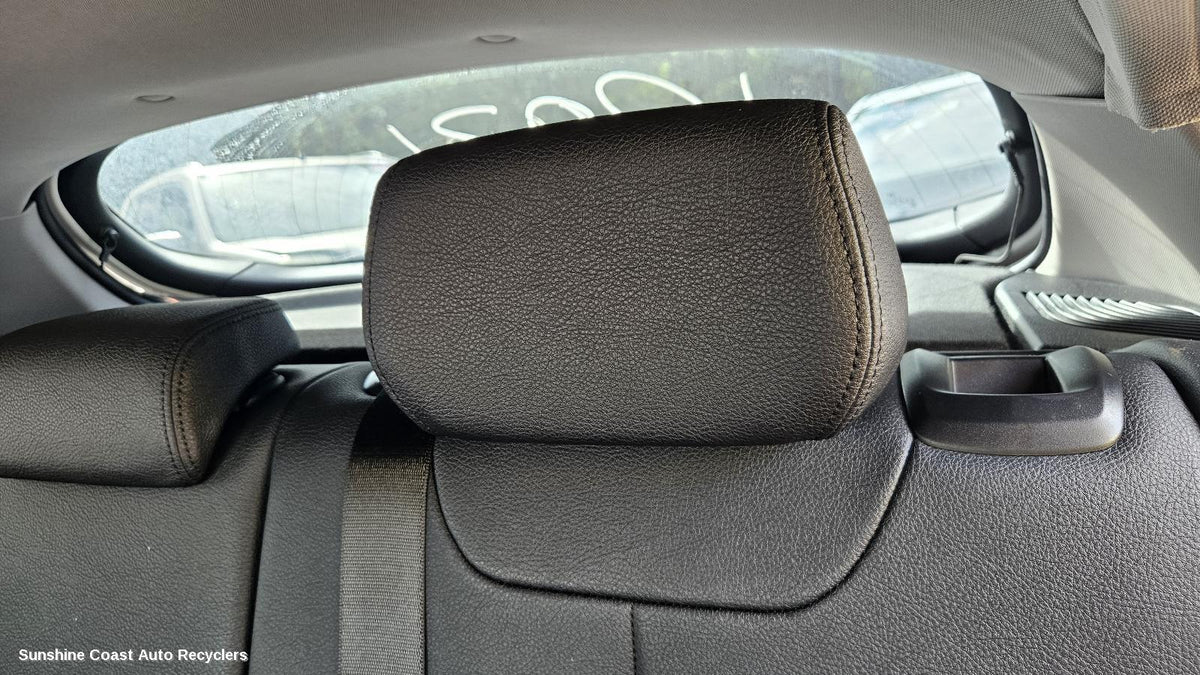 2011-2019 Bmw 1 Series Headrest