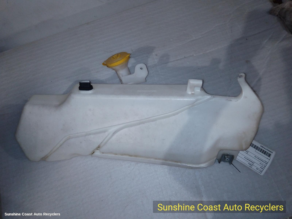 2020-2026 Isuzu Dmax Washer Bottle