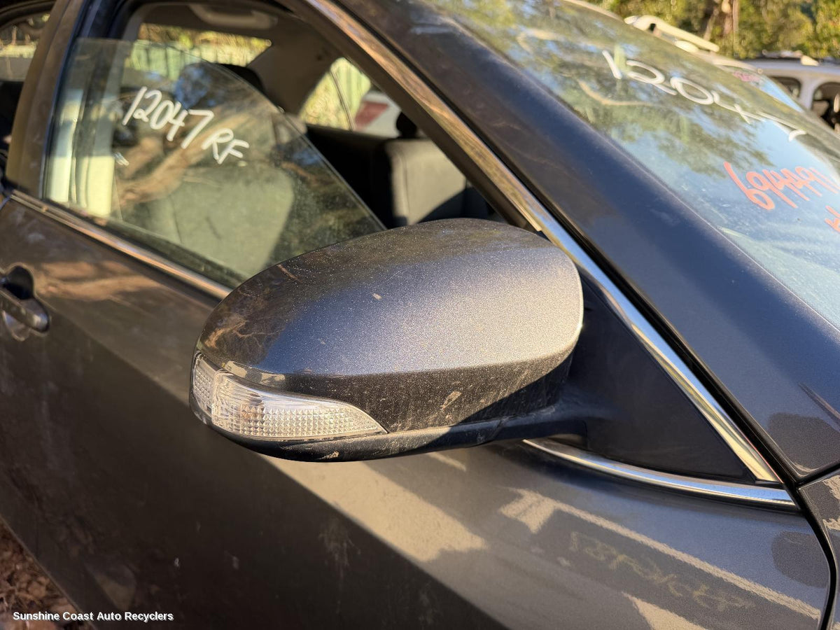 2011-2015 Toyota Camry Right Door Mirror