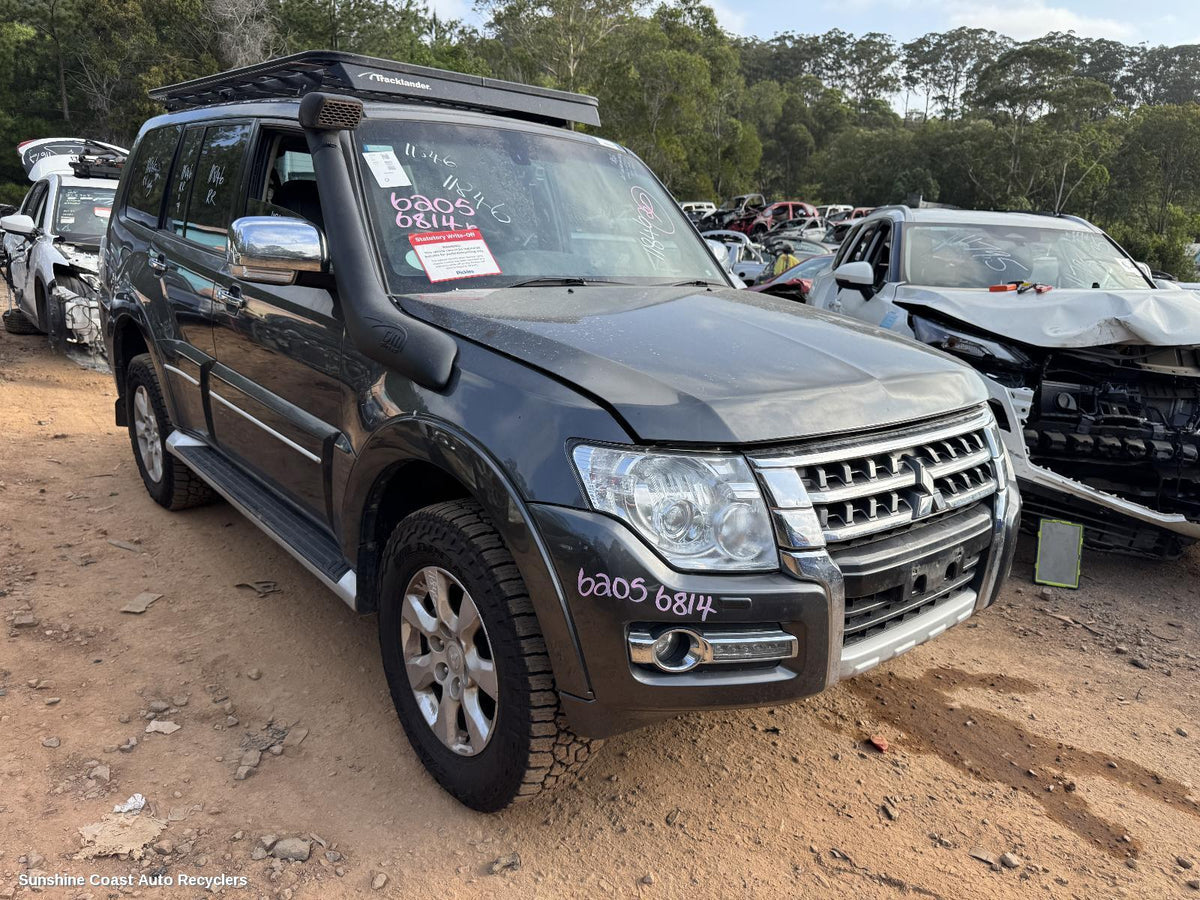 2014-2021 Mitsubishi Pajero Right Guard