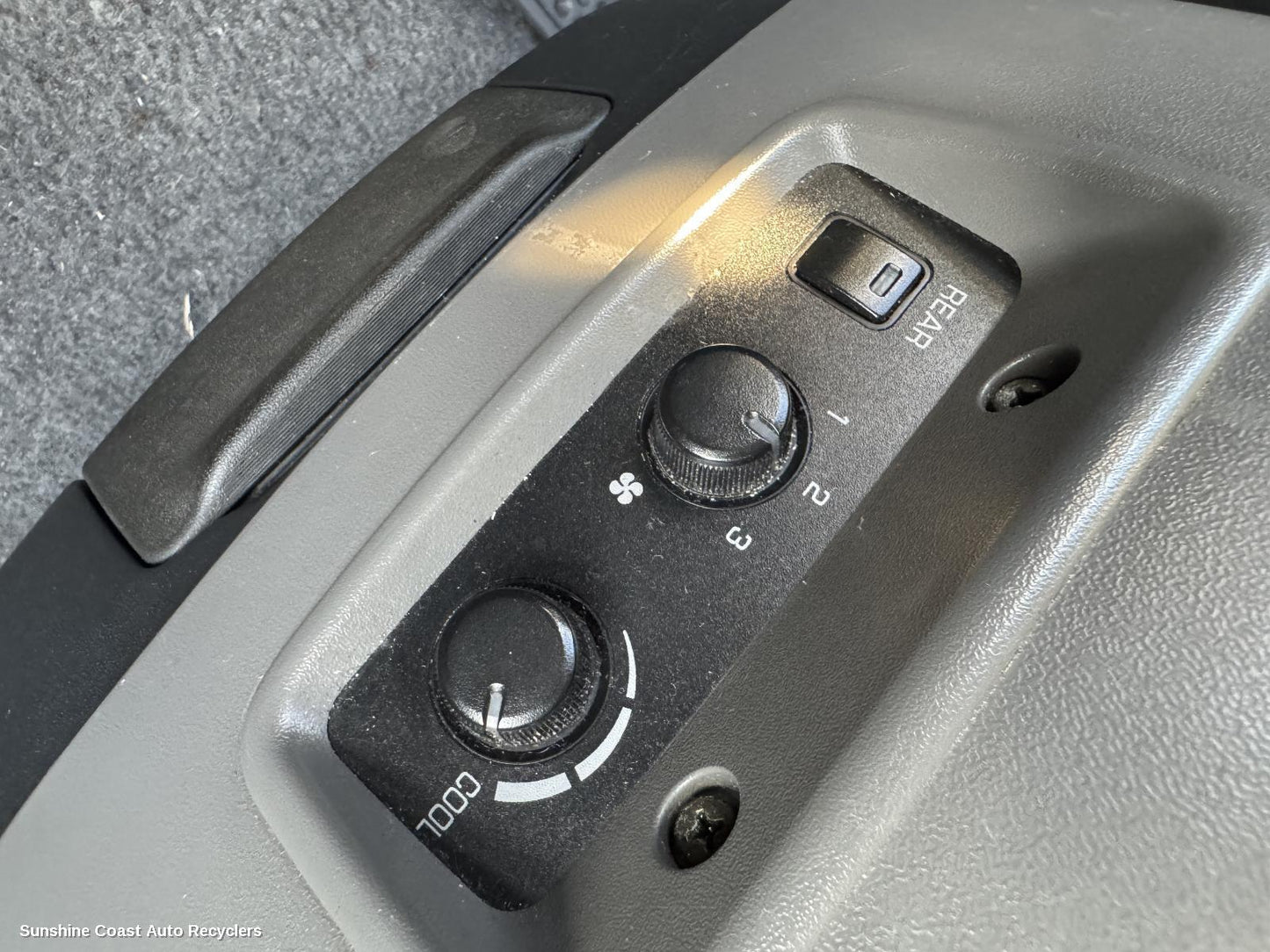 2002 Mitsubishi Pajero Heater Ac Controls