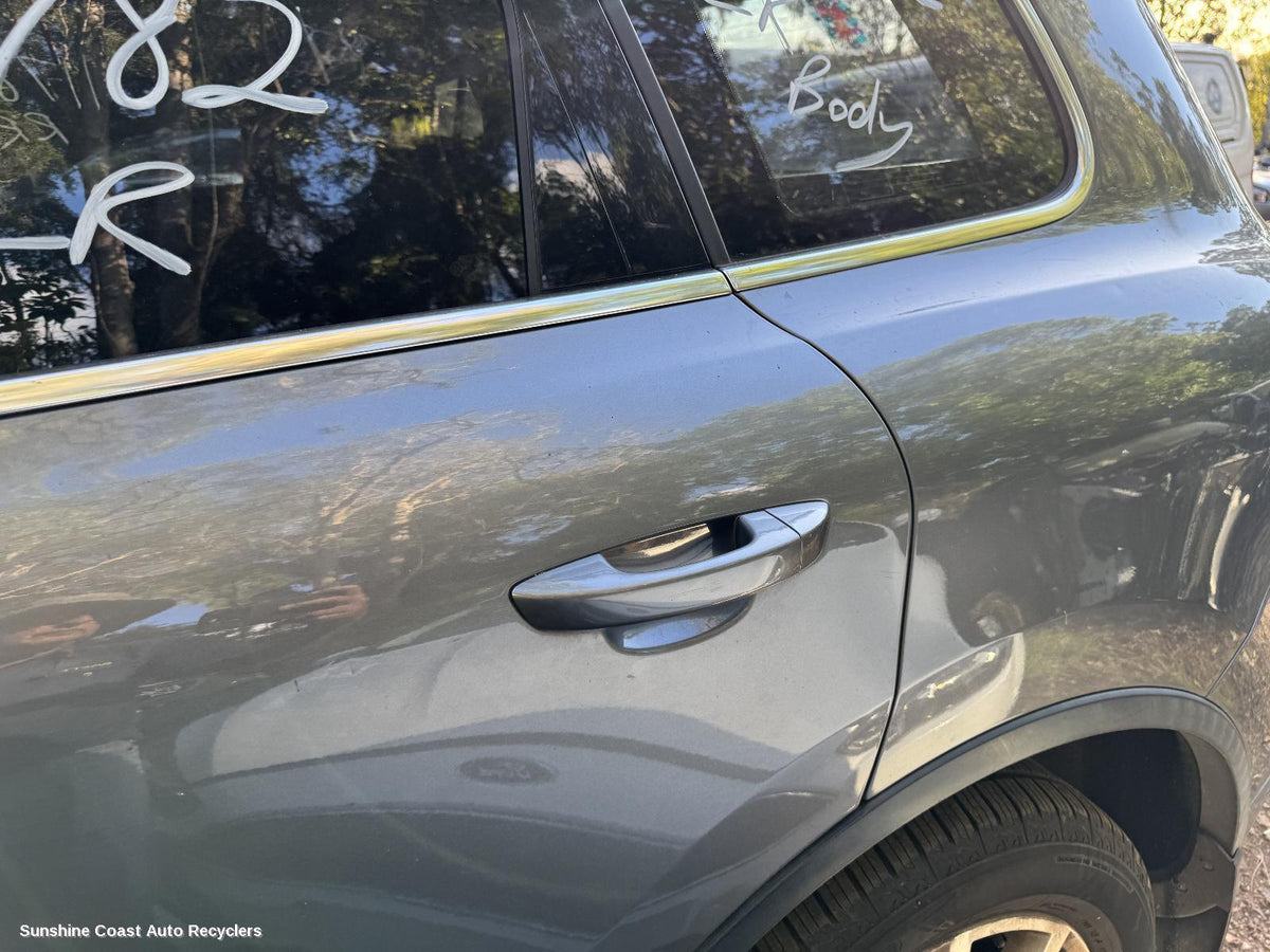 2010-2018 Volkswagen Touareg Door Handle