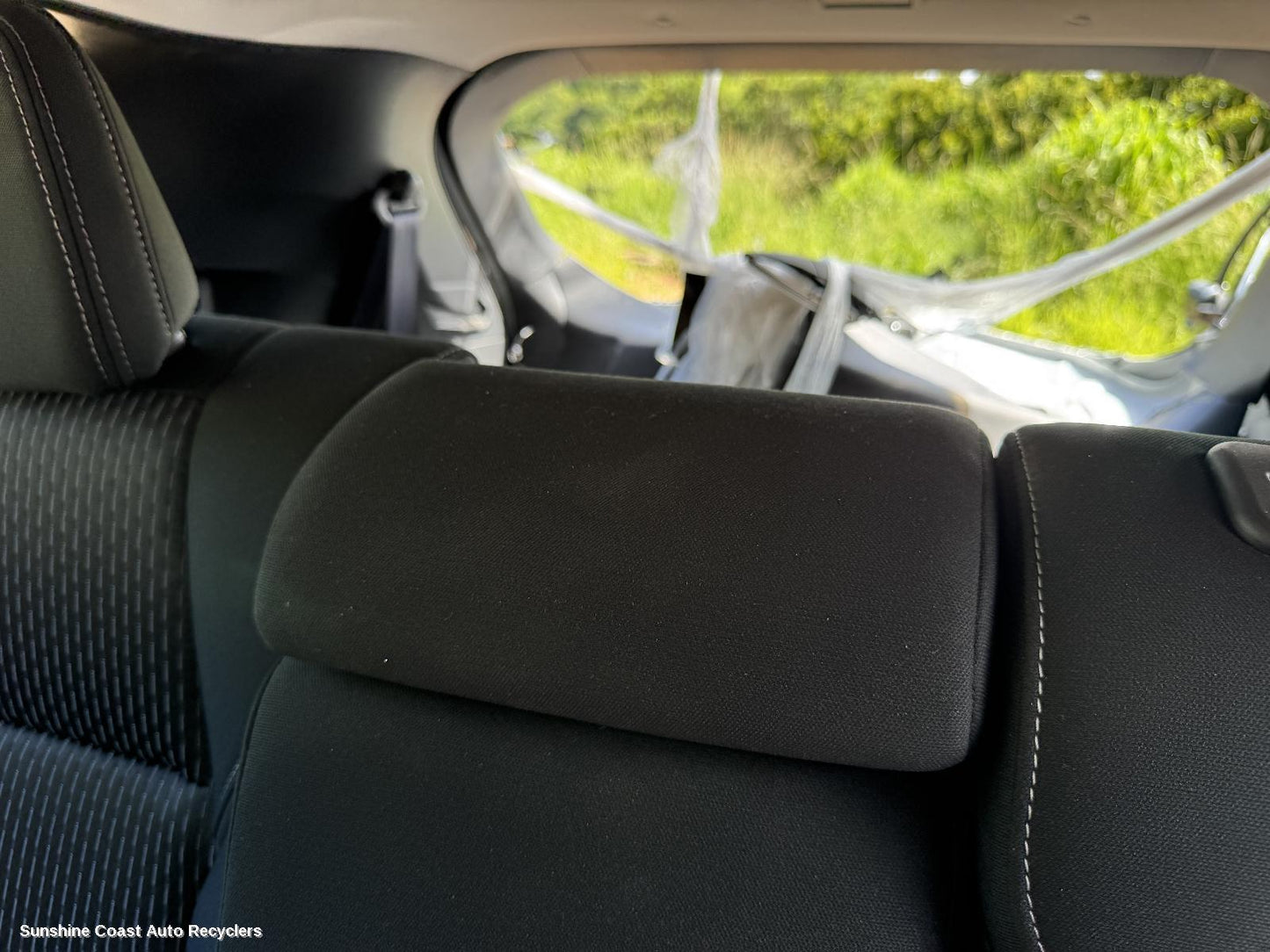 2021-2026 Mitsubishi Outlander Headrest