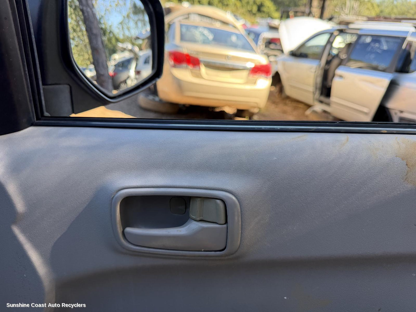 2006-2015 Mitsubishi Triton Door Handle