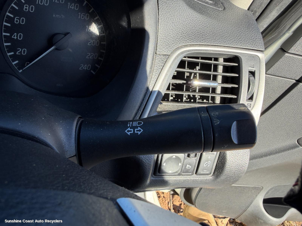 2012-2017 Nissan Pulsar Combination Switch